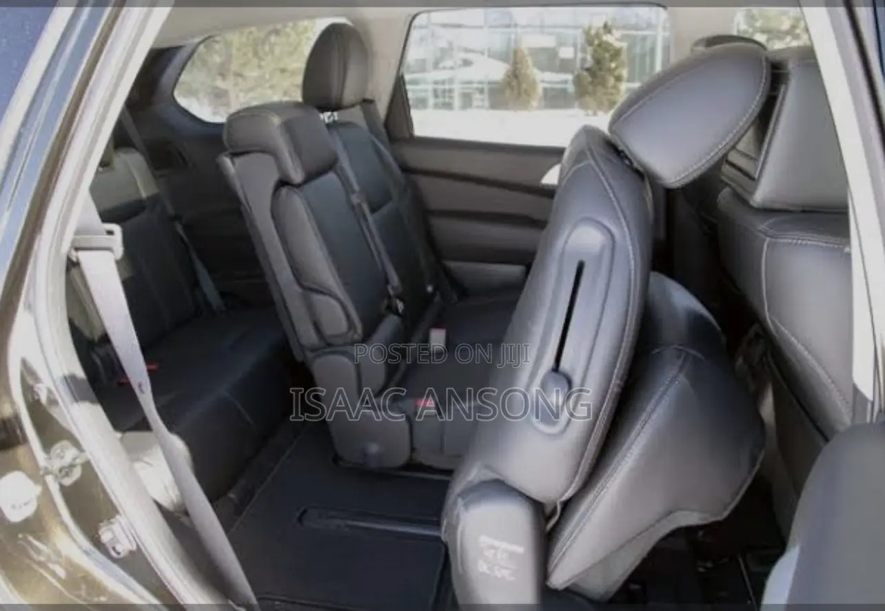 Nissan Pathfinder 2016 Gray