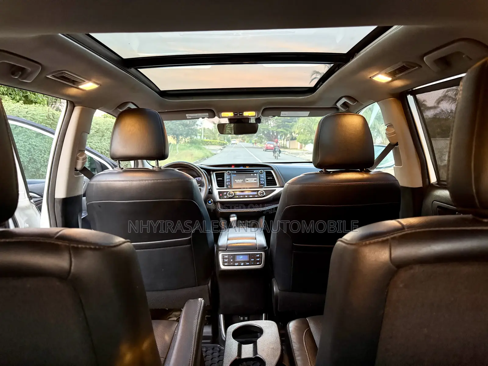 Toyota Highlander Limited 4dr SUV AWD (3.5L 6cyl 6A) 2015 White