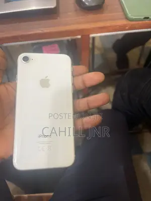 Apple iPhone 8 64 GB White
