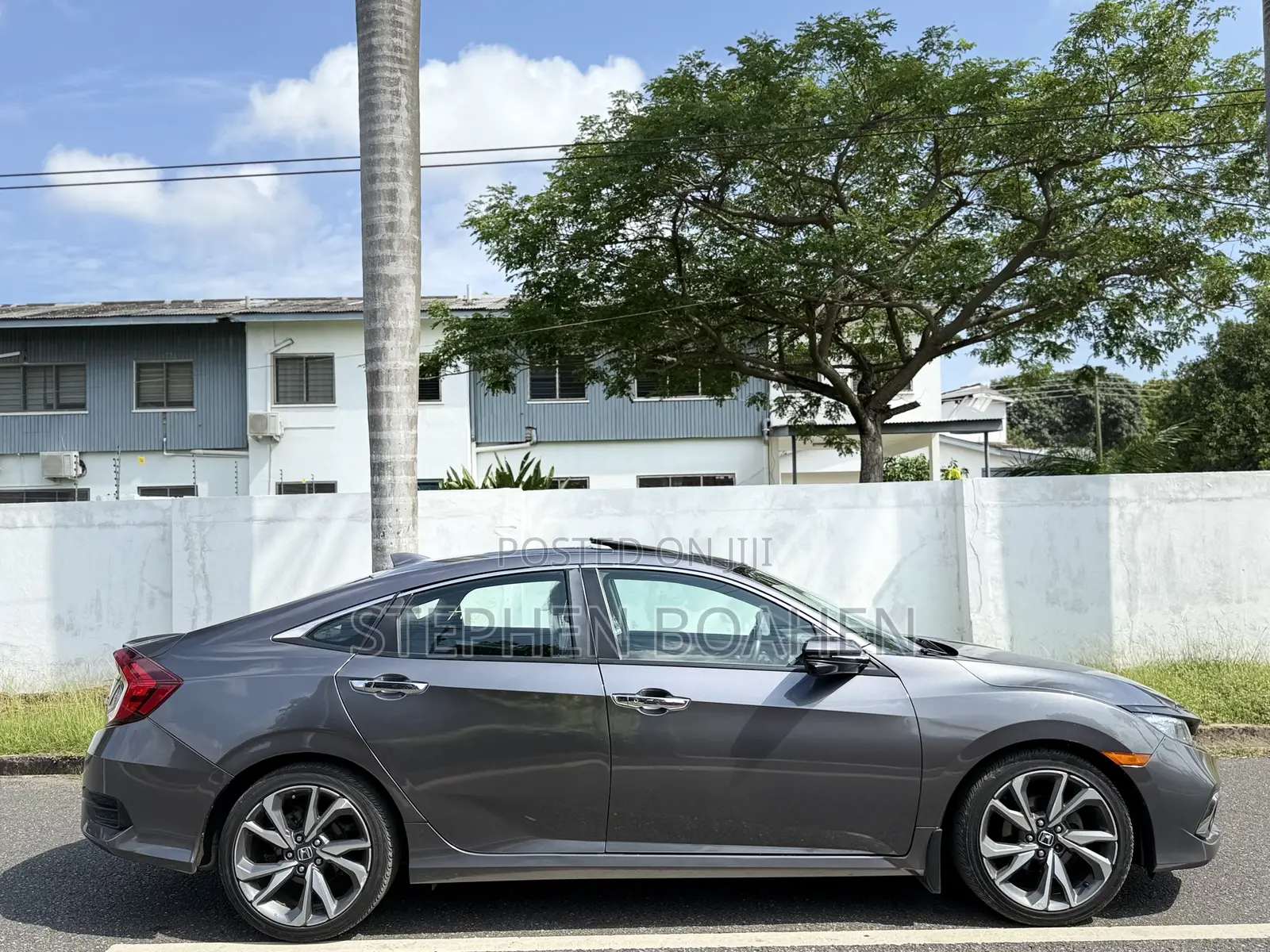 Honda Civic Touring Sedan 2019 Gray