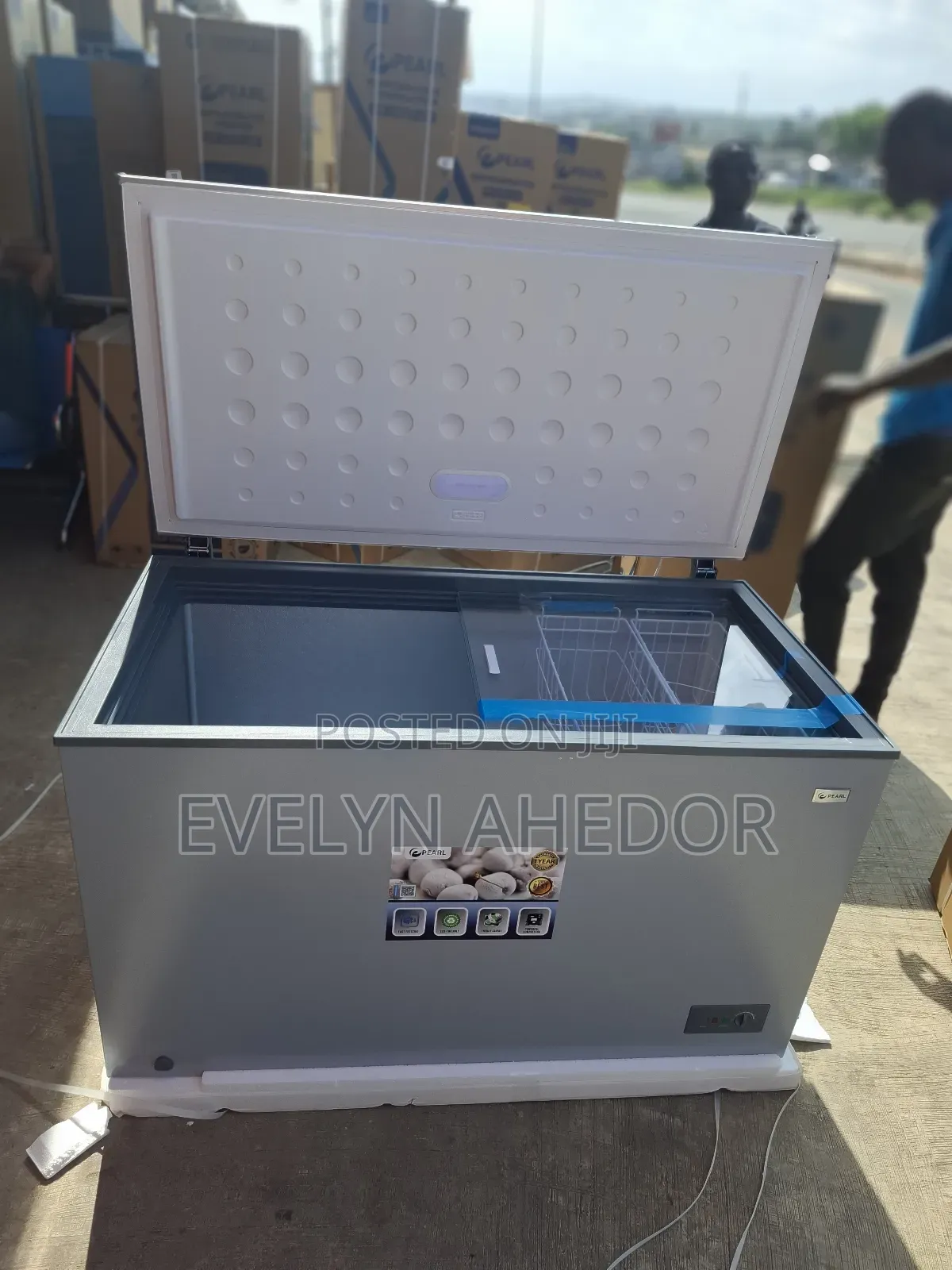 Original Pearl Chest Freezer 380 Litres Fresh in Box for Sal