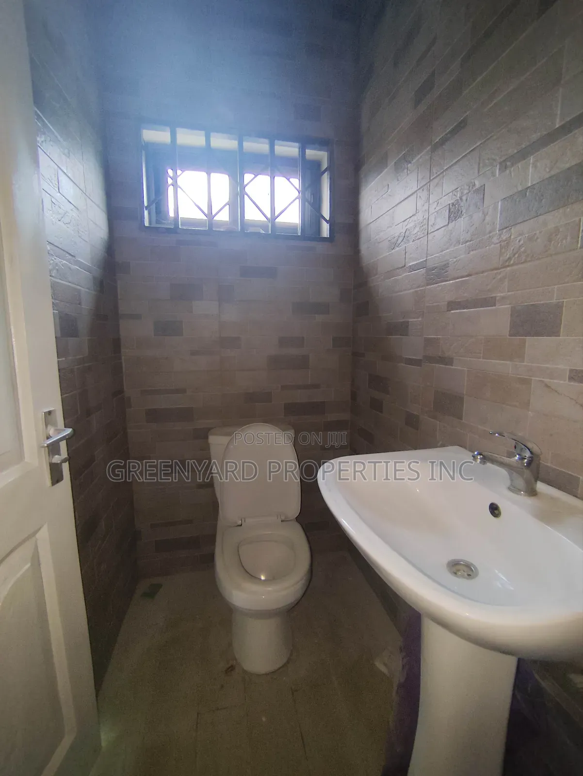 5bdrm House in Trinity, East Legon for rent