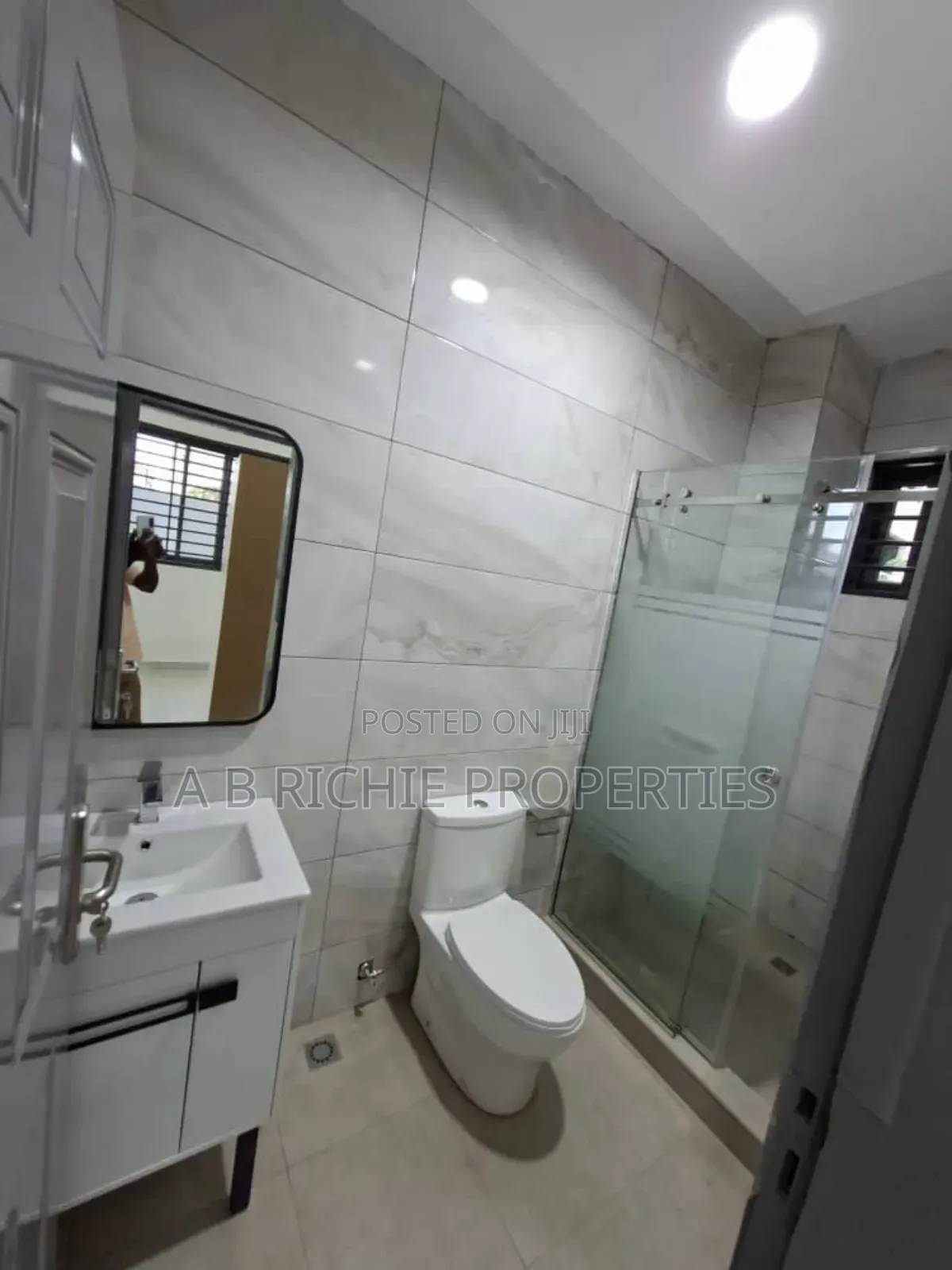 2bdrm Apartment in Ab Richie Properties, West Legon for rent