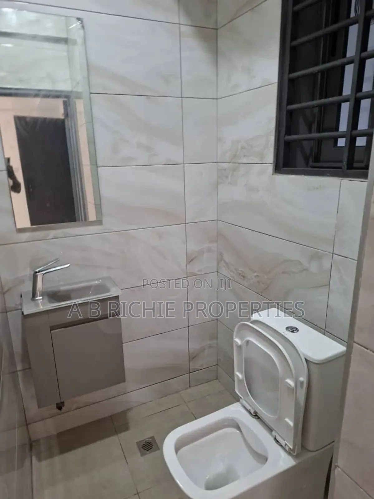 2bdrm Apartment in Ab Richie Properties, West Legon for rent