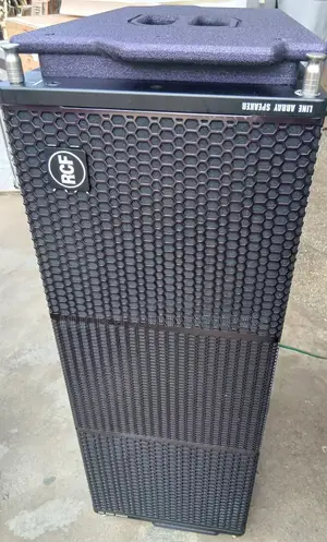 Array Speaker ( RCF '12 Inches)