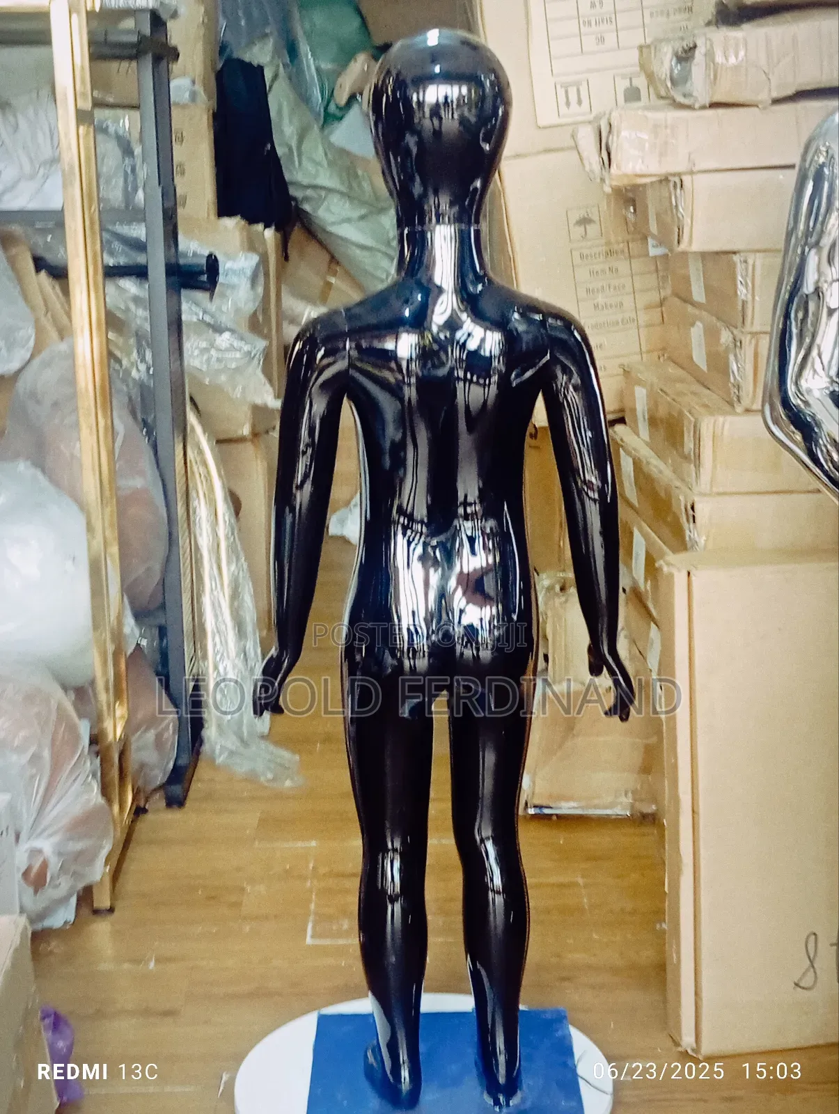 Faceless Black Kid Manikins