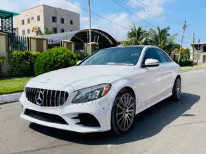 Photo - Mercedes-Benz C300 Sport 4Matic Sedan AWD (2.0L 4cyll 7A) 2016 White