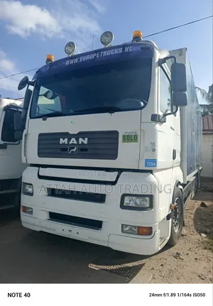 Double Axle Truck