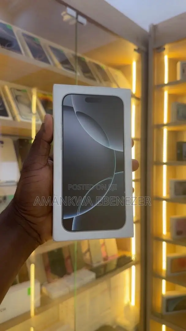 New Apple iPhone 16 Pro Max 256 GB Black