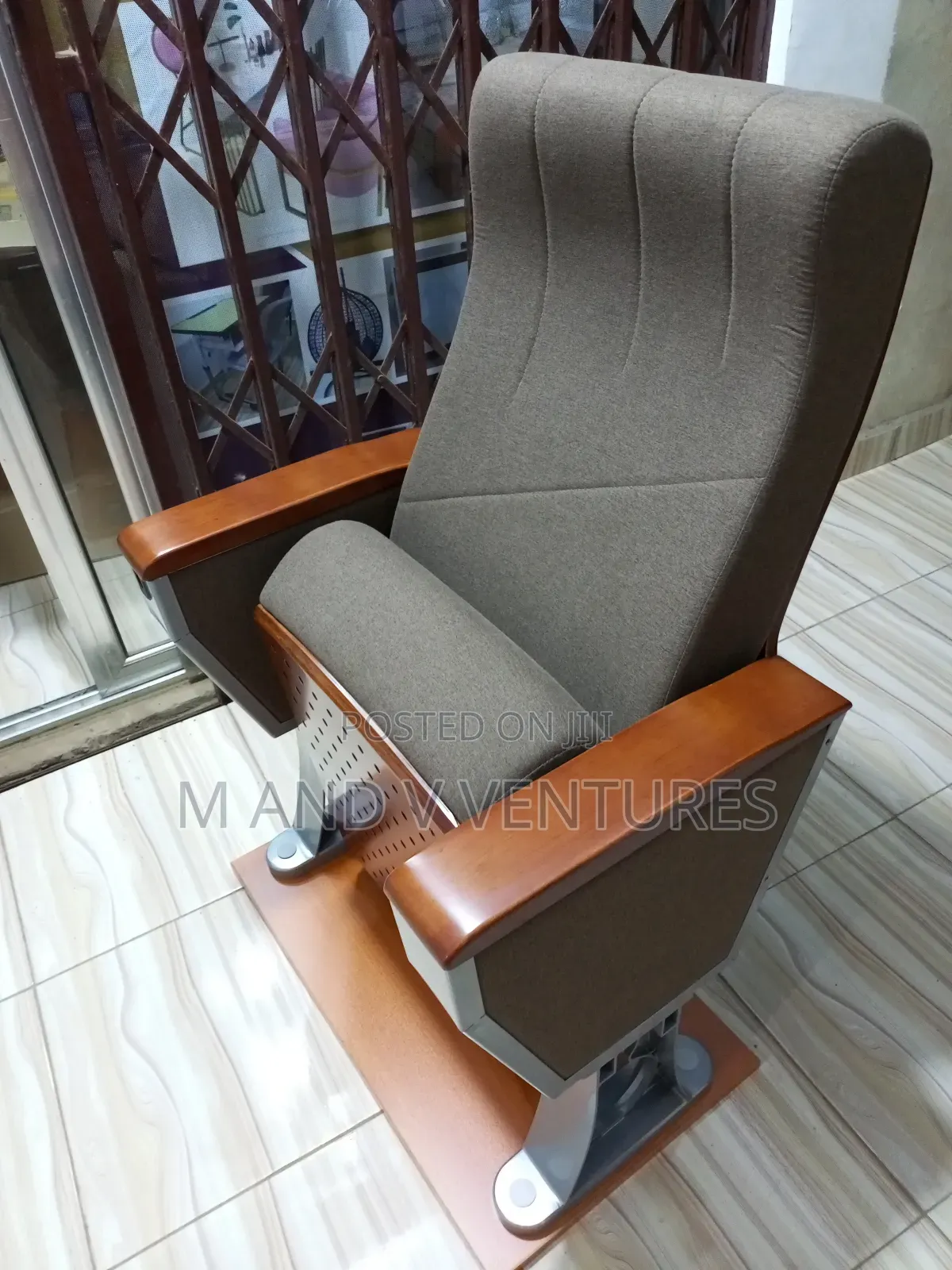Classic Auditorium Chair Comfortable Pre-Order