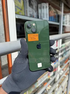Apple iPhone 13 128 GB Green
