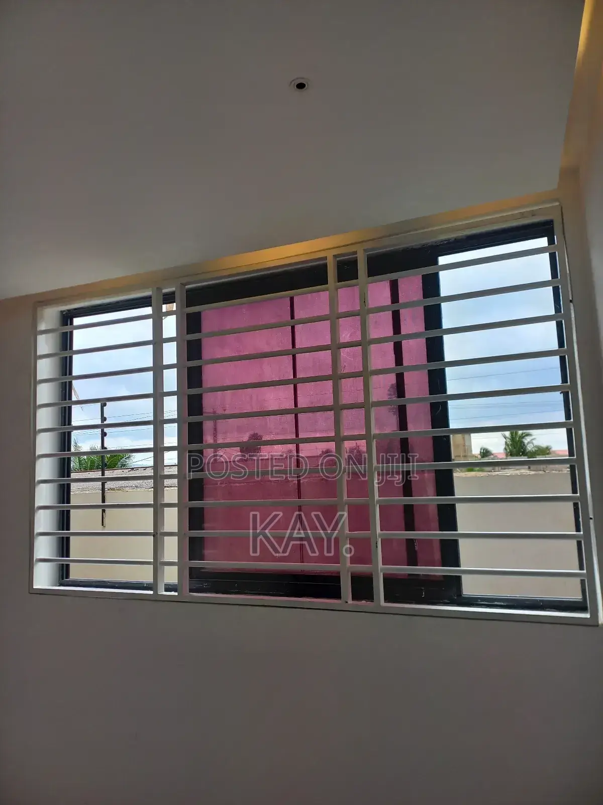 Anti-Burglar Windows