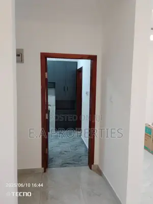 2bdrm Apartment in E A Properties, Frafraha for rent