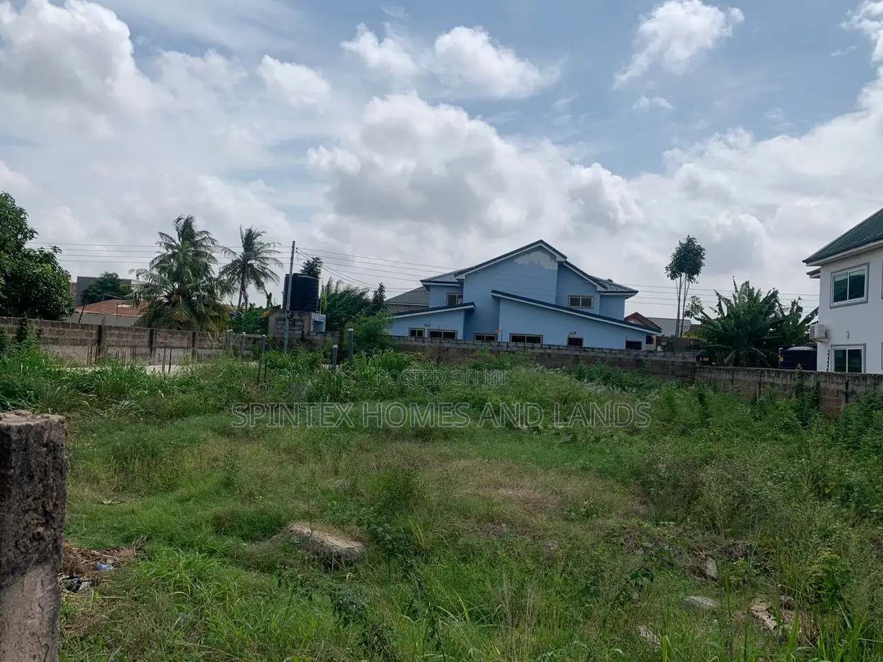 One Plot for Sale in Spintex HFC Estate Size 70/100