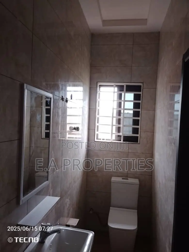 4bdrm House in E A Properties, Frafraha for rent