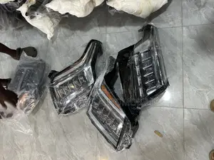 Cadillac Escalade 2018 Headlight Pair Available