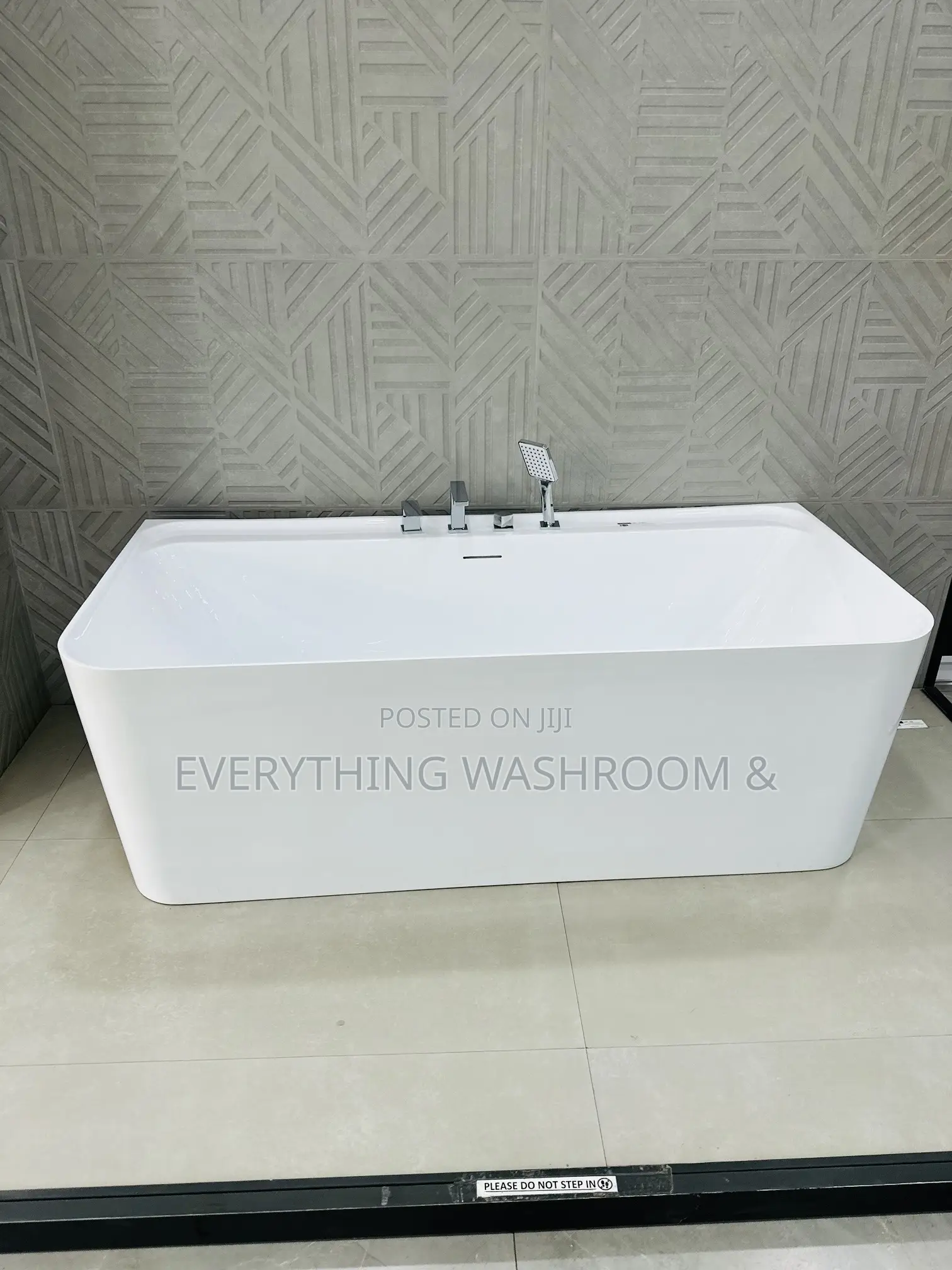 White Bathtub_ceramic Bathtub_straight Bath With Accessories