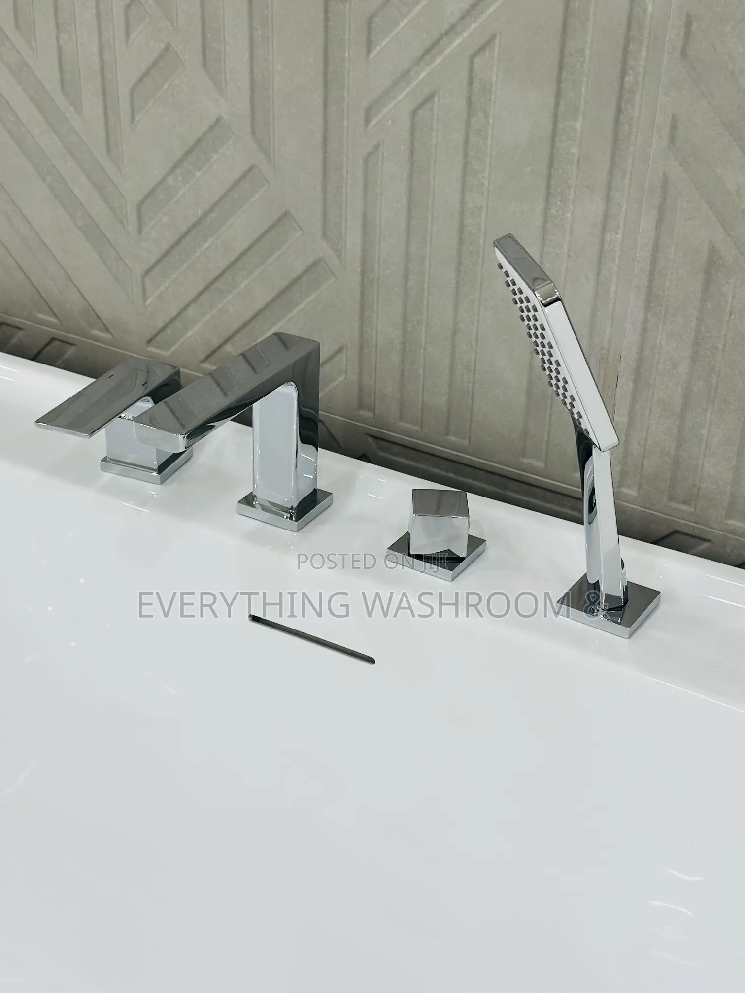 White Bathtub_ceramic Bathtub_straight Bath With Accessories
