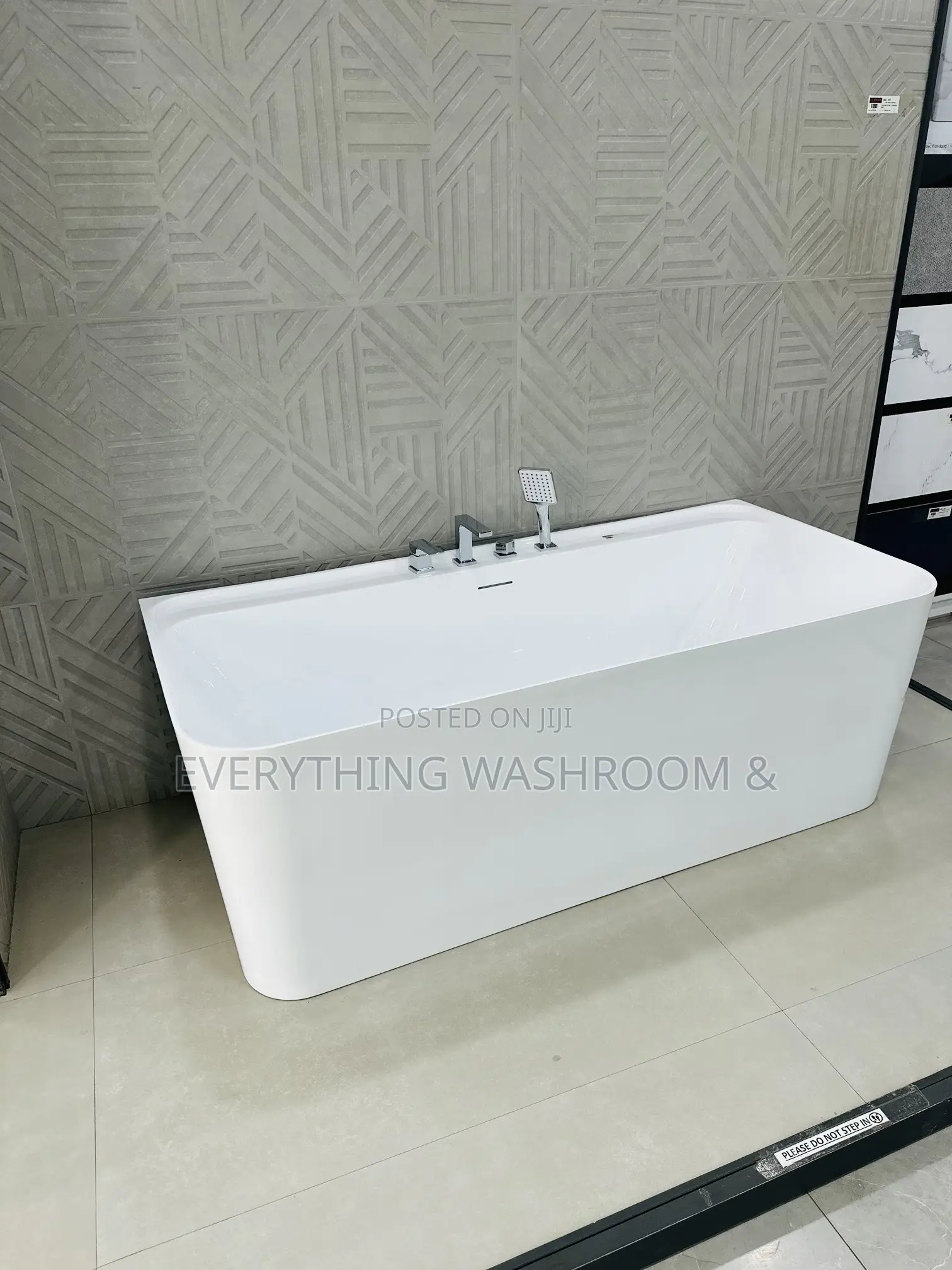 White Bathtub_ceramic Bathtub_straight Bath With Accessories