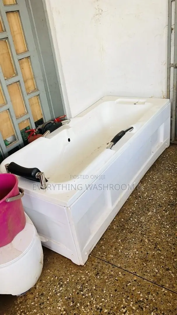 1700mm Straight Bathtub + Memory-Foam Headrest Cushion