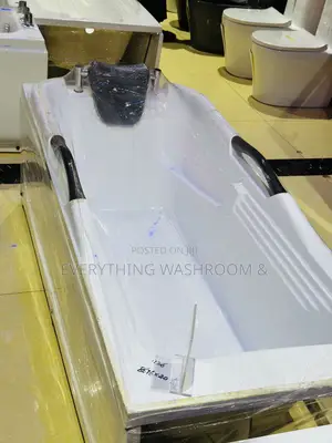 1700mm Straight Bathtub + Memory-Foam Headrest Cushion