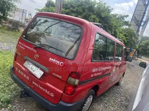 Photo - Toyota HiAce 2010 Red