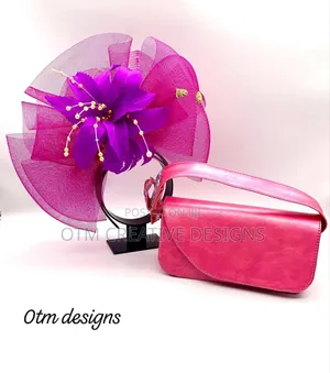 Photo - Bag and Fascinator