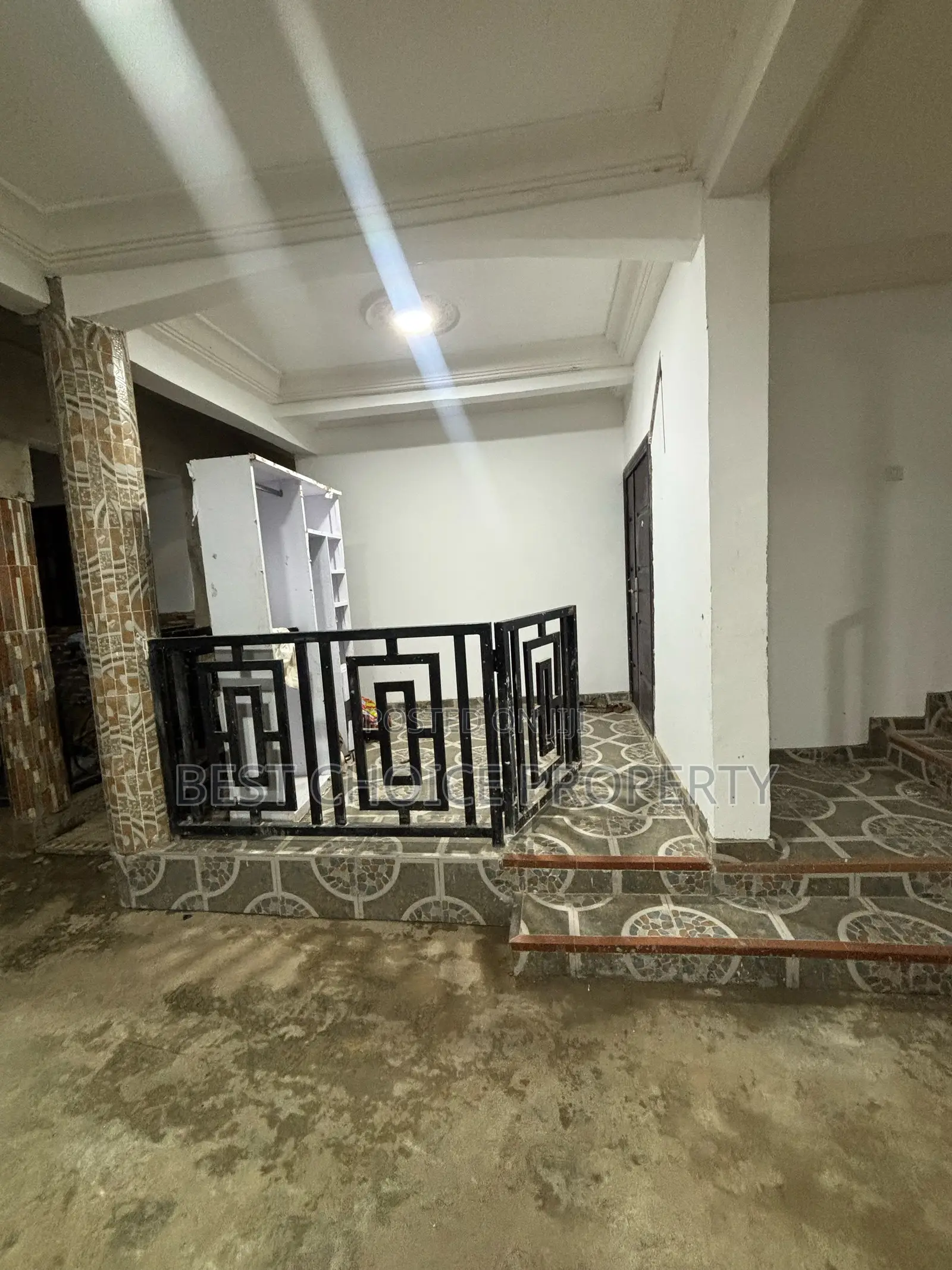 2bdrm Apartment in Lakeside for rent
