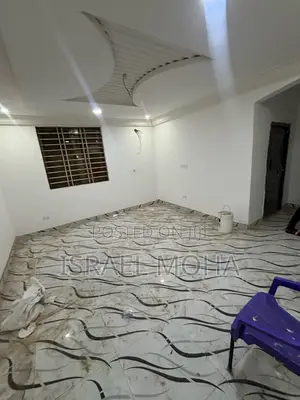 2bdrm Apartment in Lakeside for rent