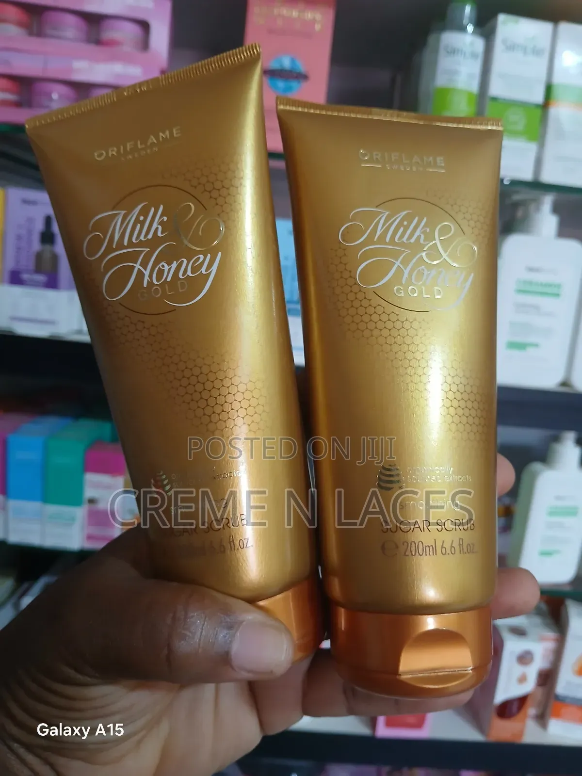 Oriflame Milk Honey Gold Smoothing Sugar Scrub