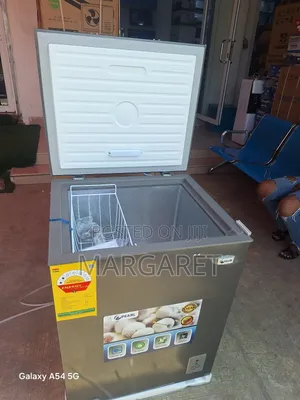 A1 Pearl Chest Freezer 142 Litters
