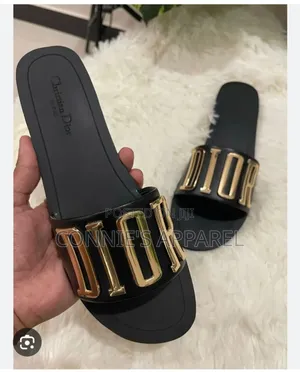 Christian Dior Slippers for Ladies Packaged in Boxes