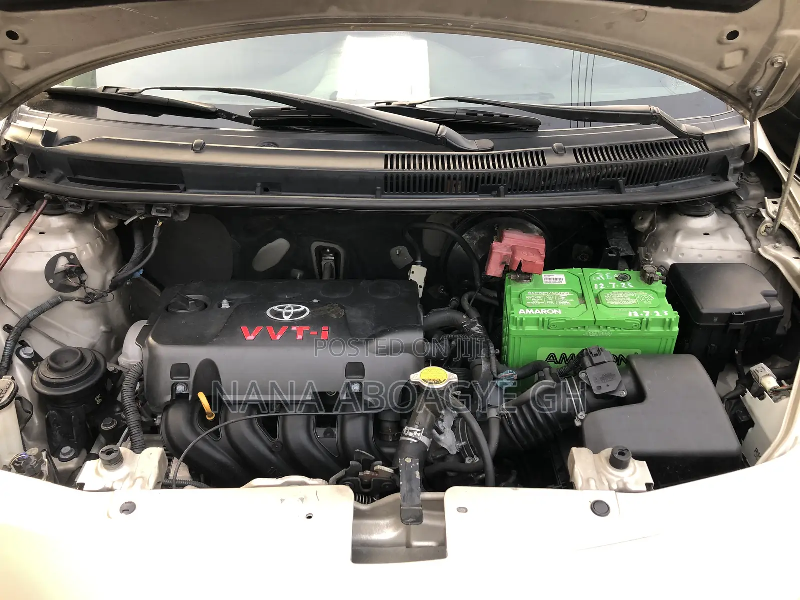 Toyota Belta 2011 Gold