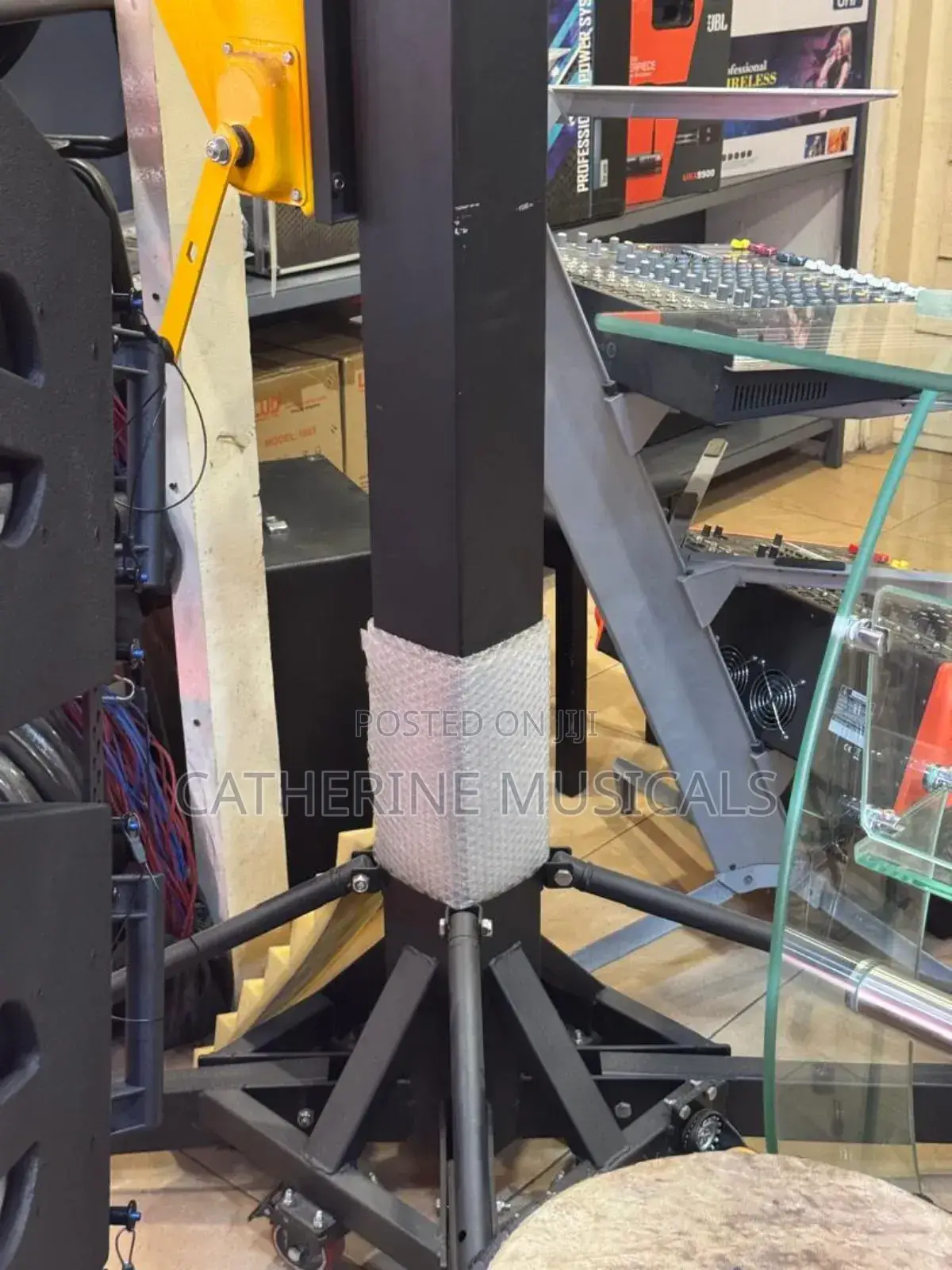 Hanging Bar Line Arrays