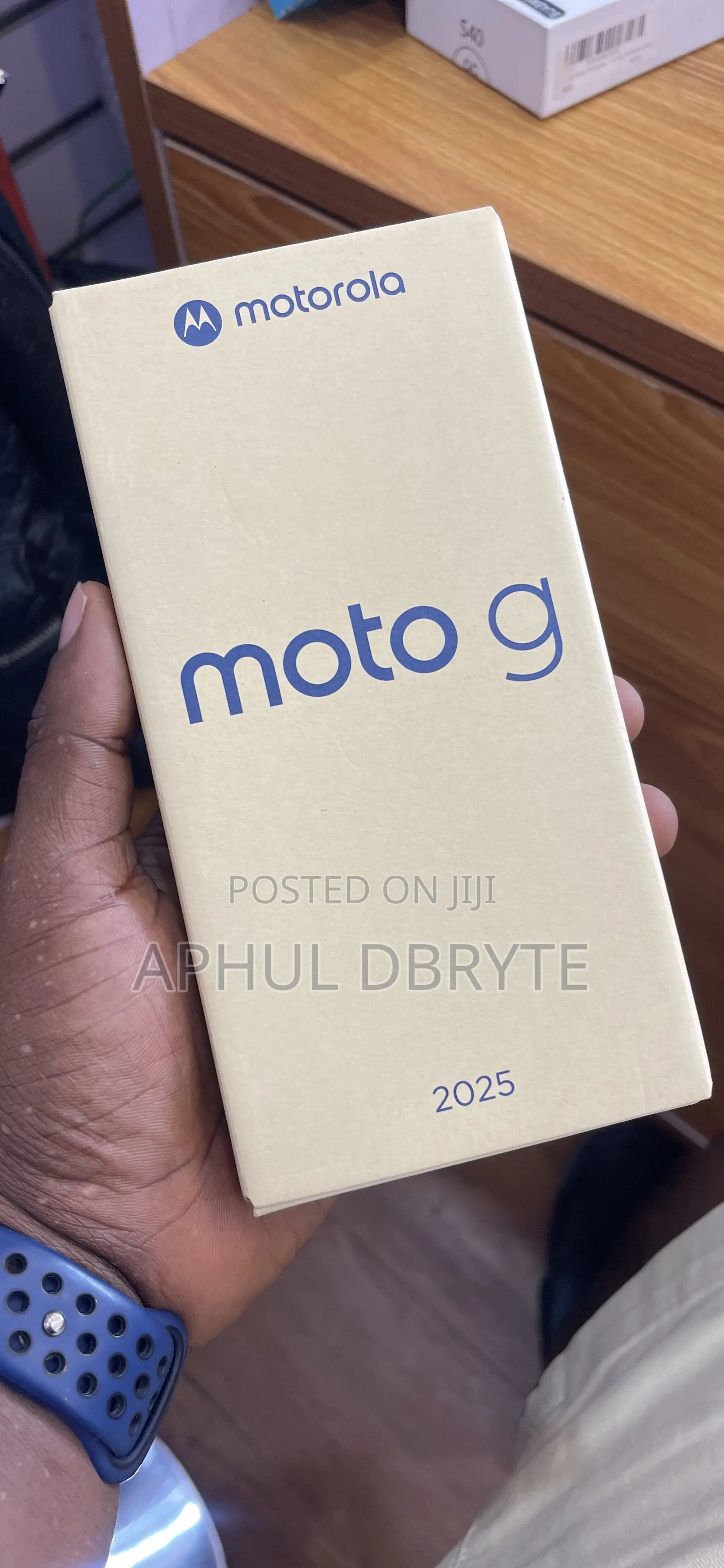 New Motorola Moto G 8 GB Gray