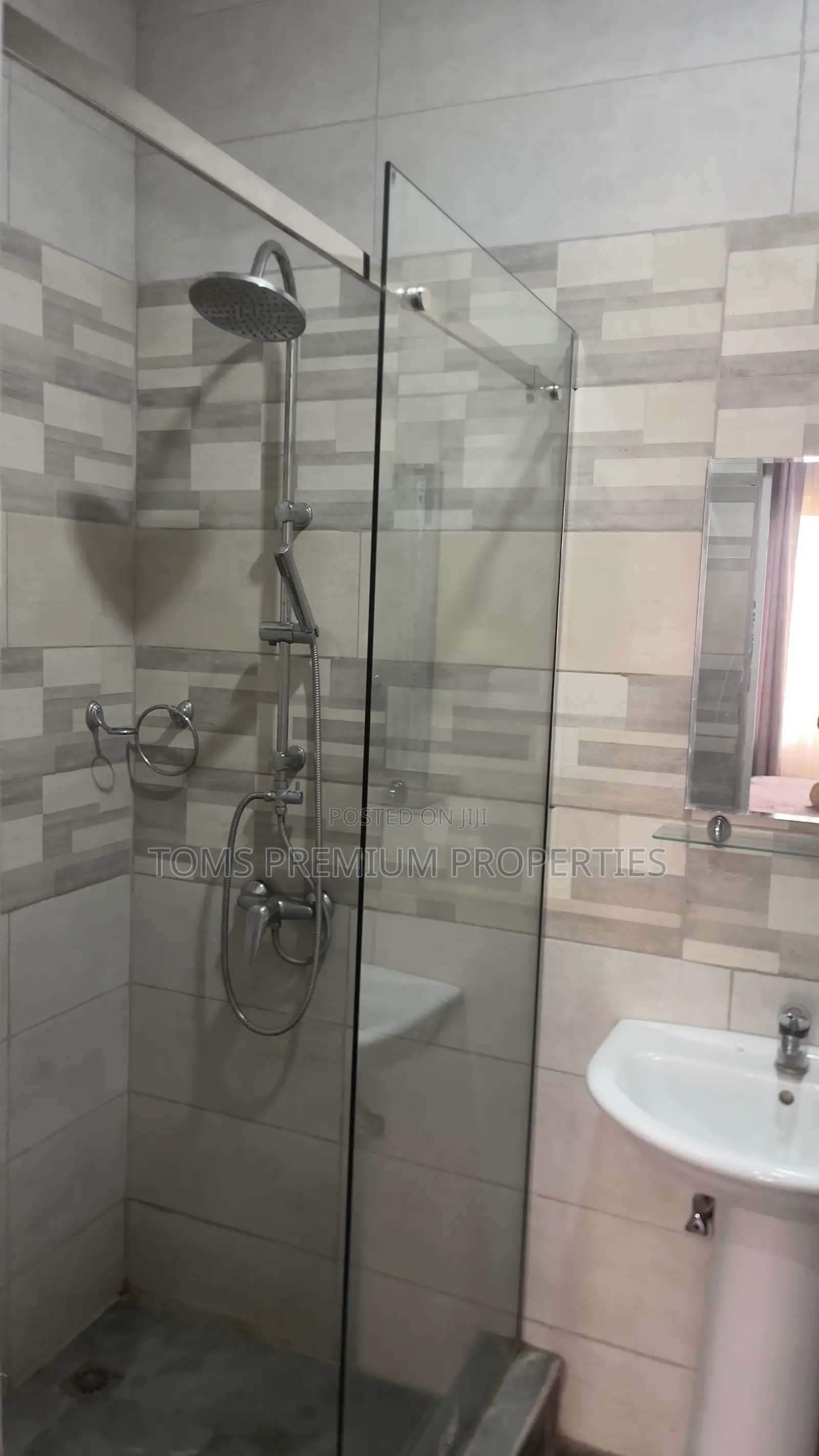 Furnished 2bdrm Apartment in Main East Legon for rent
