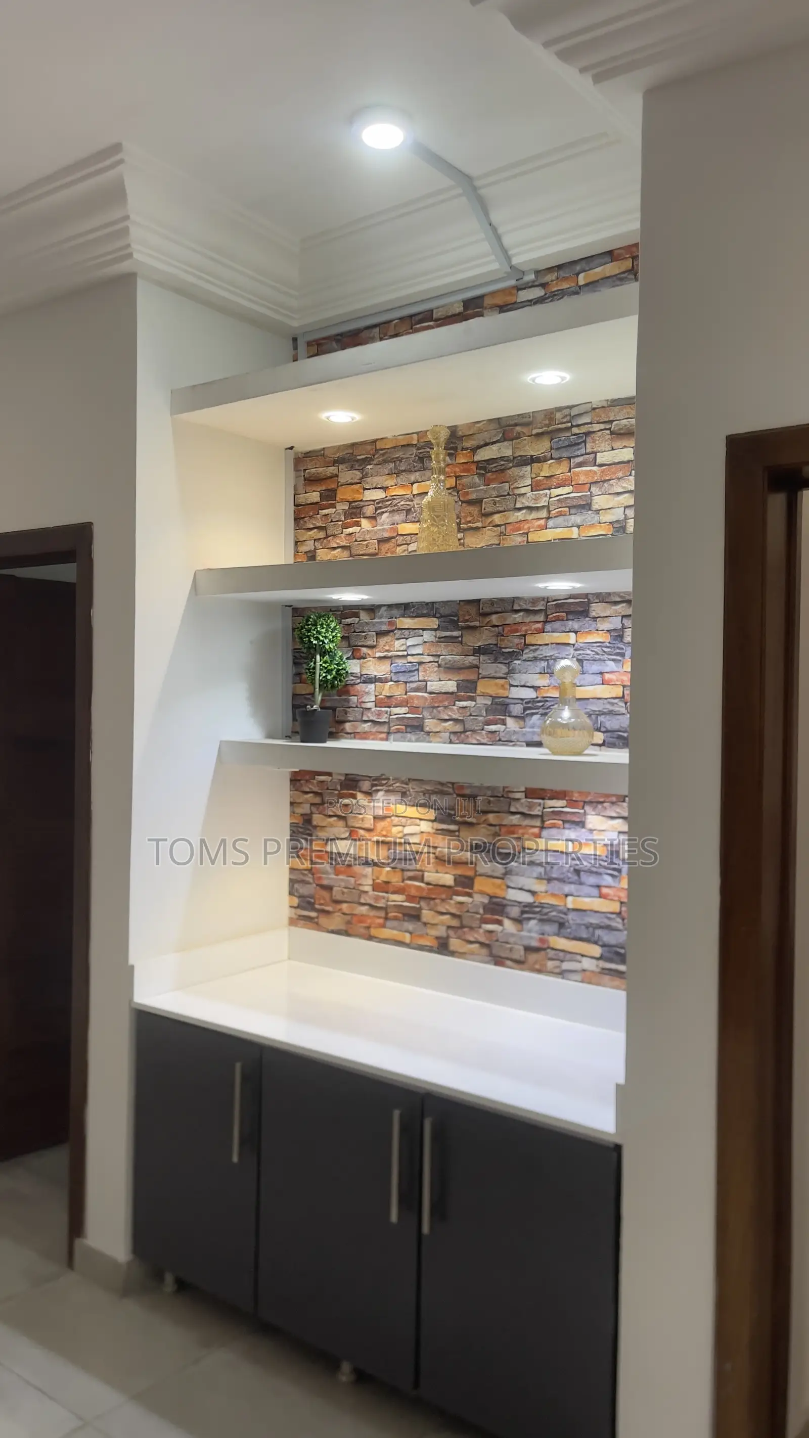 Furnished 2bdrm Apartment in Main East Legon for rent