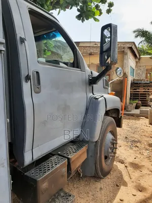 2003 GMC C 8500 Truck.