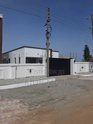 4bdrm House in Nmai-Dzorn for sale
