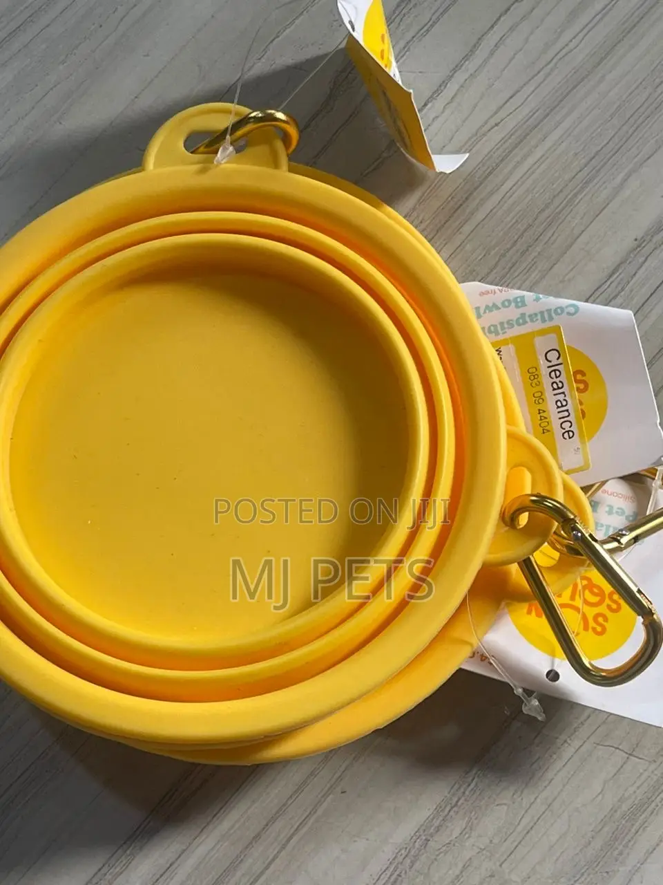 Plastic Carry Along and Travel Bowl for Dogs