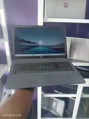 Laptop HP 240 G7 8GB Intel HDD 500GB