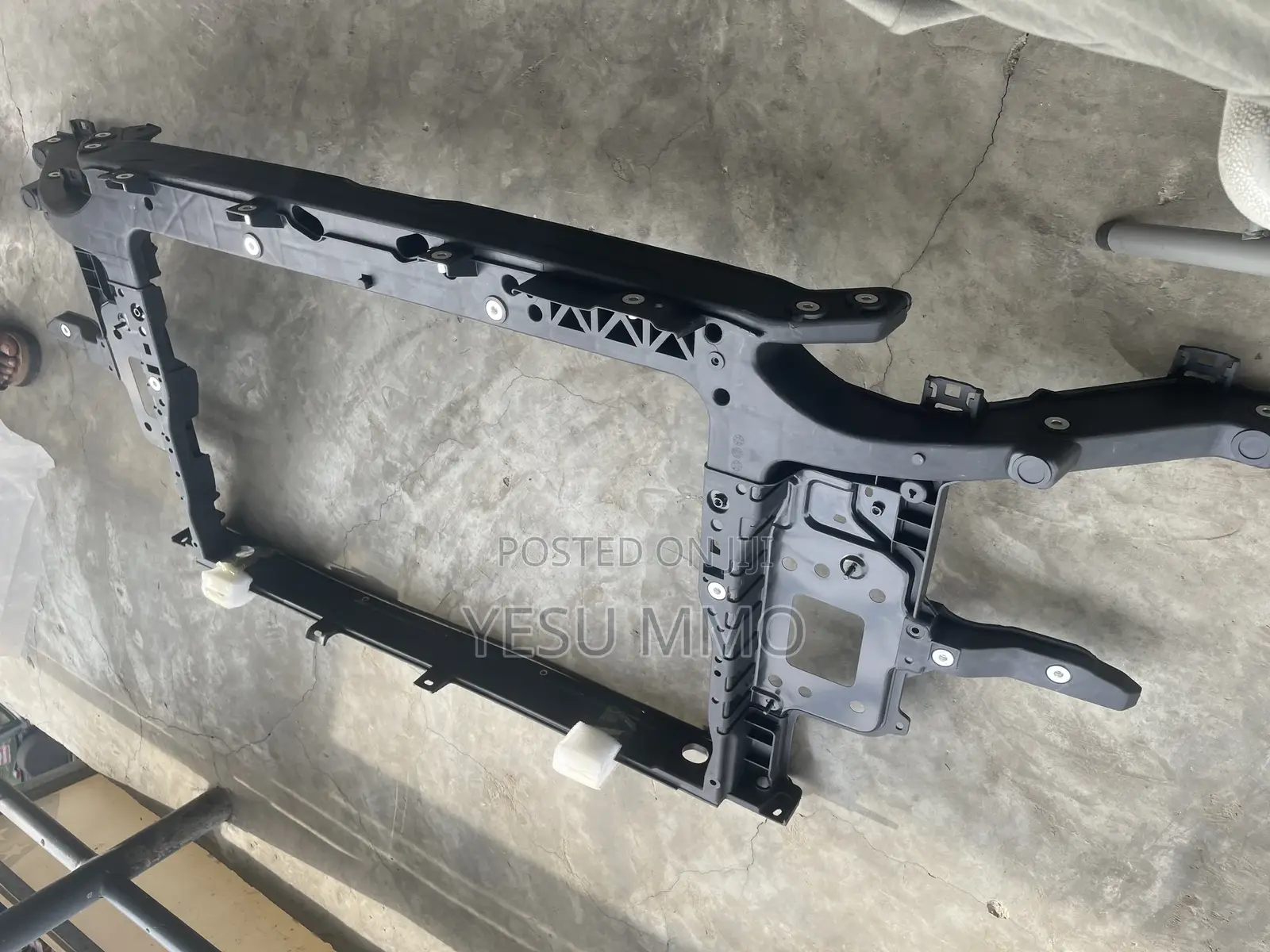 Kona 2018 Radiator Support
