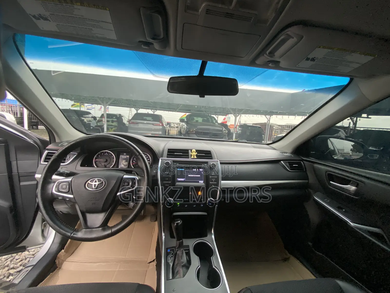Toyota Camry SE 4dr Sedan (2.5L 4cyl 6A) 2016 Silver