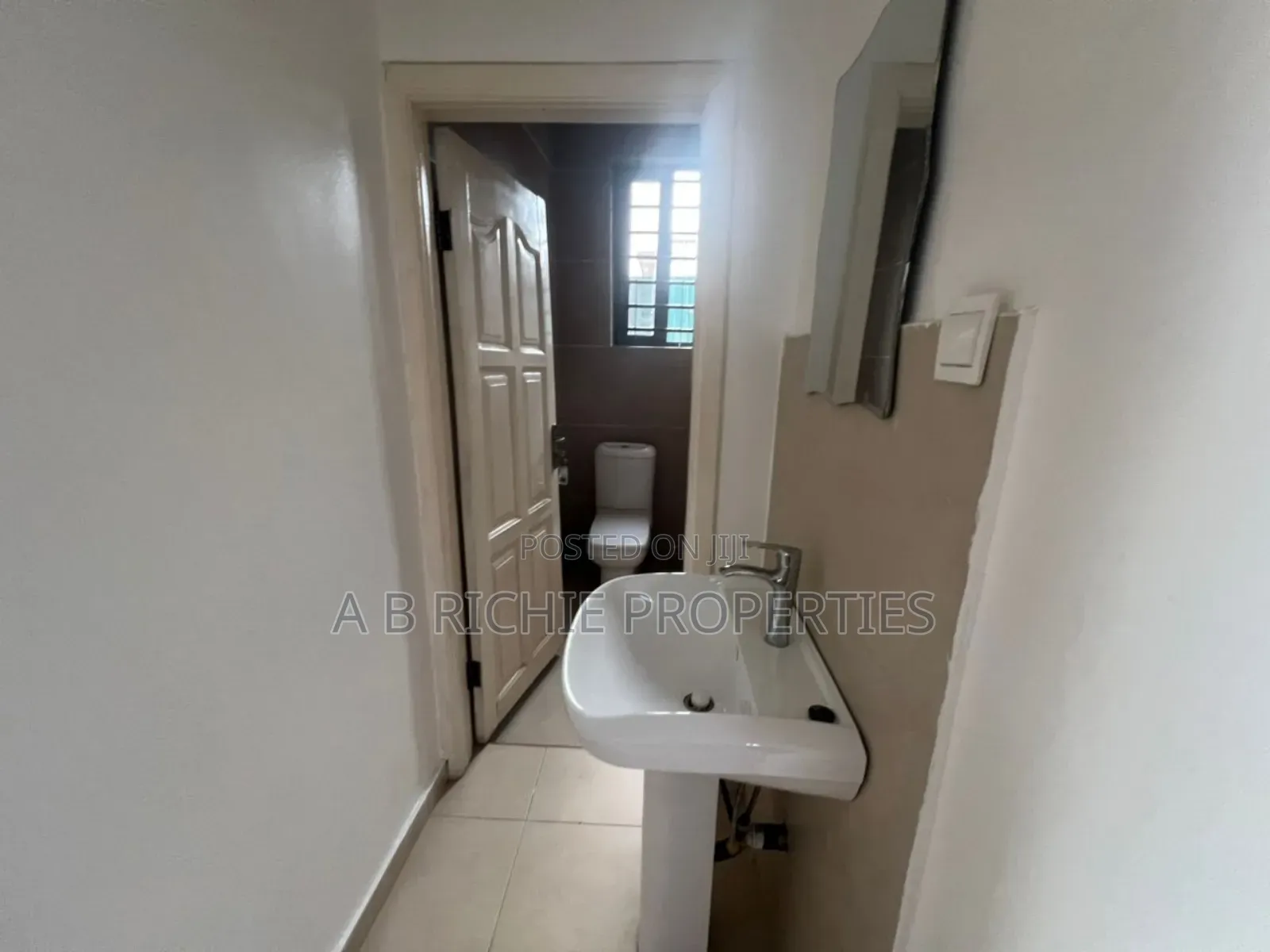 Furnished 3bdrm Apartment in Ab Richie Properties, Parakuo Estate
