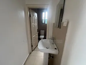 Furnished 3bdrm Apartment in Ab Richie Properties, Parakuo Estate