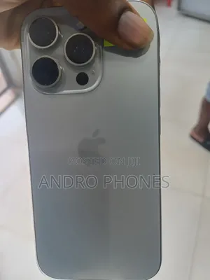 Apple iPhone 16 Pro 128 GB Silver