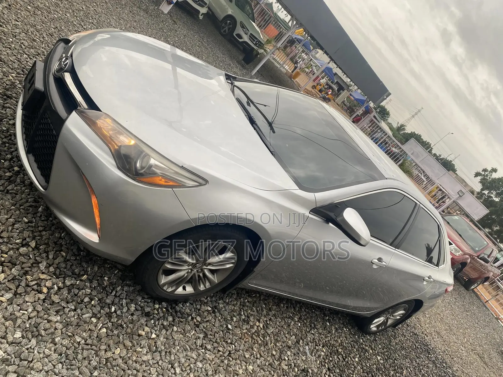 Toyota Camry SE 4dr Sedan (2.5L 4cyl 6A) 2016 Silver