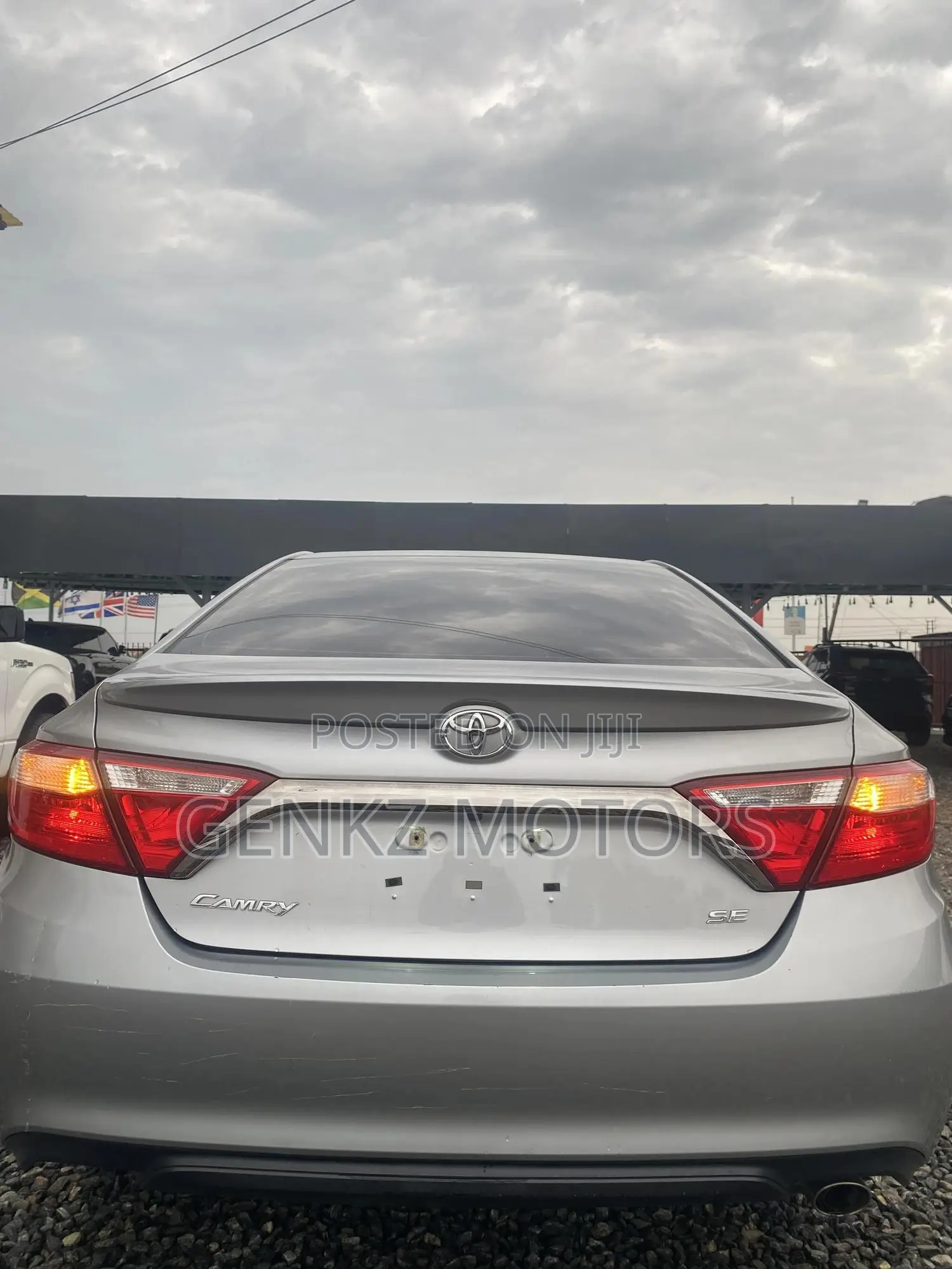 Toyota Camry SE 4dr Sedan (2.5L 4cyl 6A) 2016 Silver