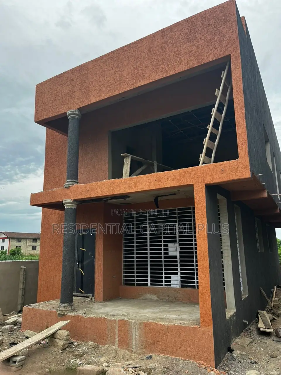 3bdrm Duplex in Ofaakor, Kasoa for sale