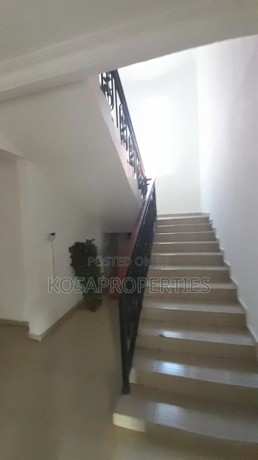 5bdrm House in Adjiringanor, Adjiriganor for rent